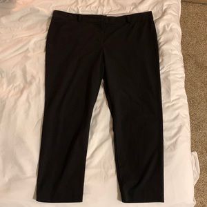 Liz Claiborne Career Women’s Pants Emma Classic, Black, Size 16